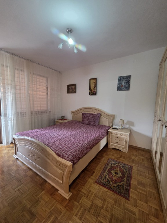 Hipodrom-Bariera confort 1 etajul 2 Mobilat Utilat