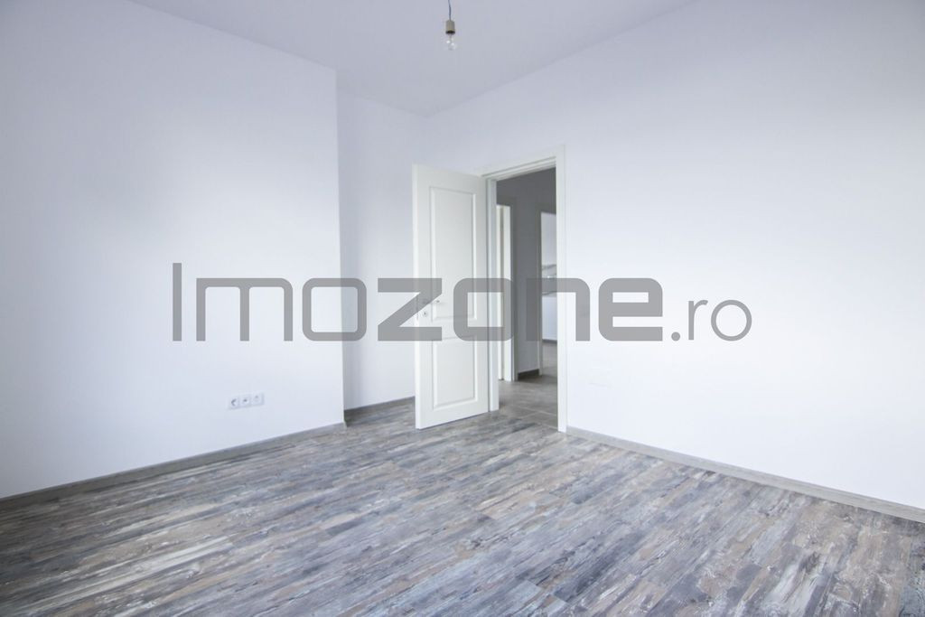 2 camere, 58 mp, BUCATARIE INCHISA, centrala proprie, lan...