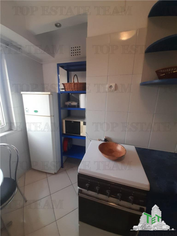 Garsoniera spatioasa de – Matei Basarab, 43 mp