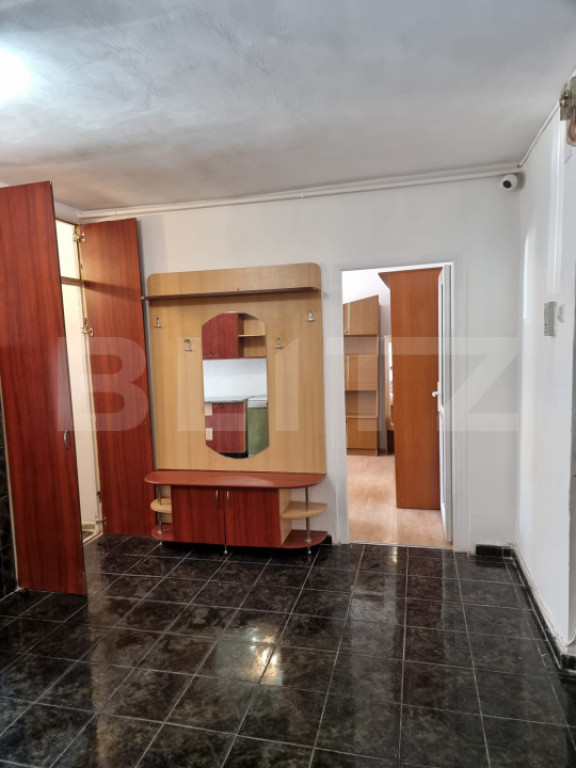 Spatiu comercial, 65 mp, zona Imparatul Traian