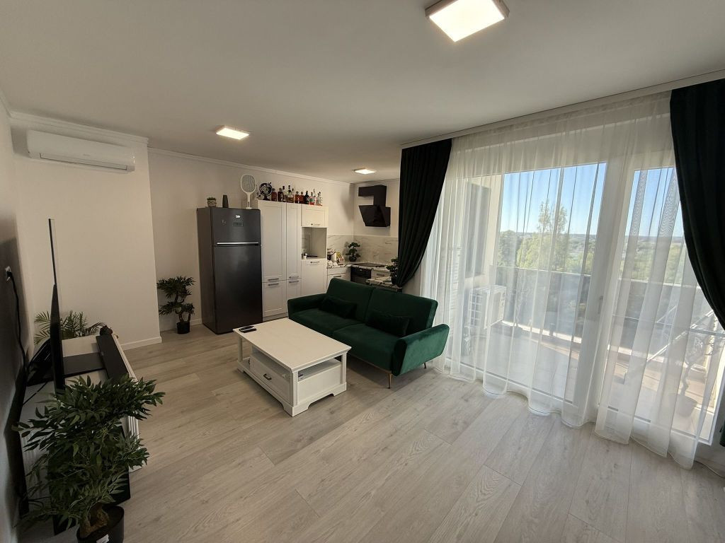 Ap. 2 cam, terasa, parcare, West Residence. 120.900 E neg...