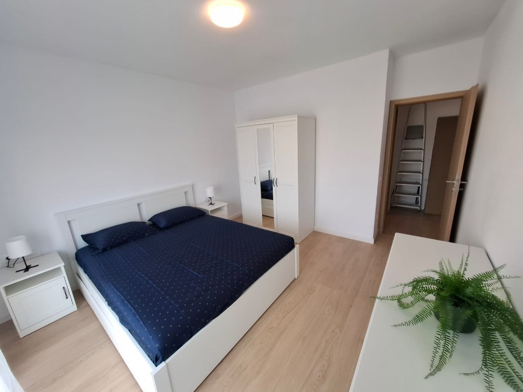 Închiriez ap.2 camere – zona Mihai Viteazul (în spate la Dedeman)