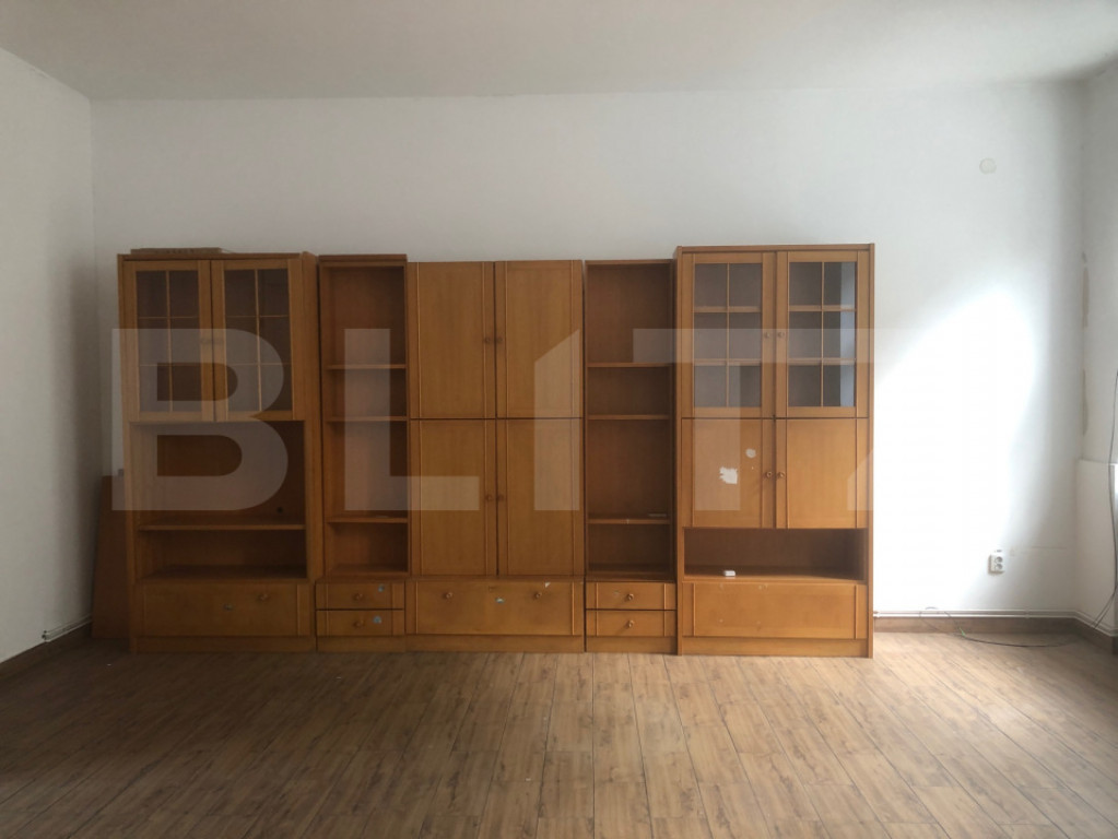 Spatiu de birouri/comercial, de inchiriat, 76 mp, zona Centr