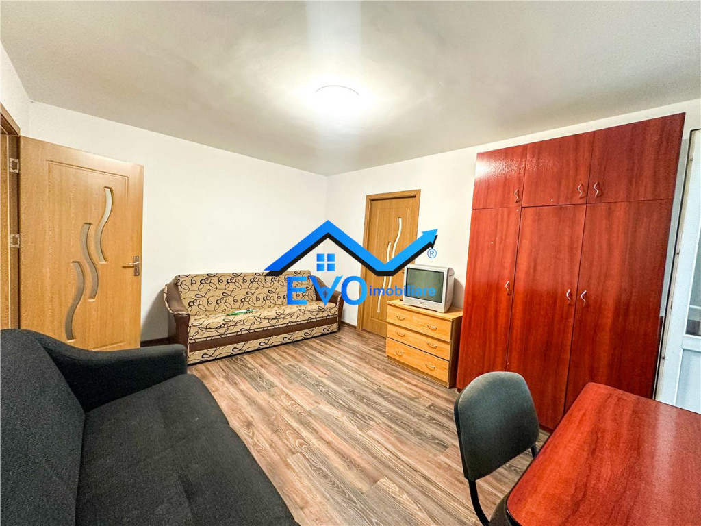 Apartament cu 3 camere, etajul 2, zona Tatarasi - Dispecer