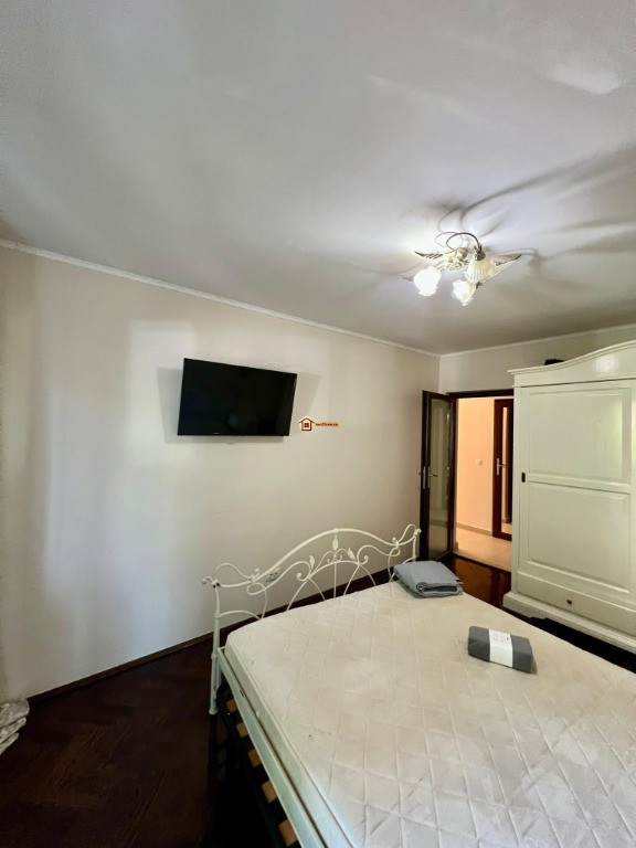 Apartament 3 camere , LUX, in Copou