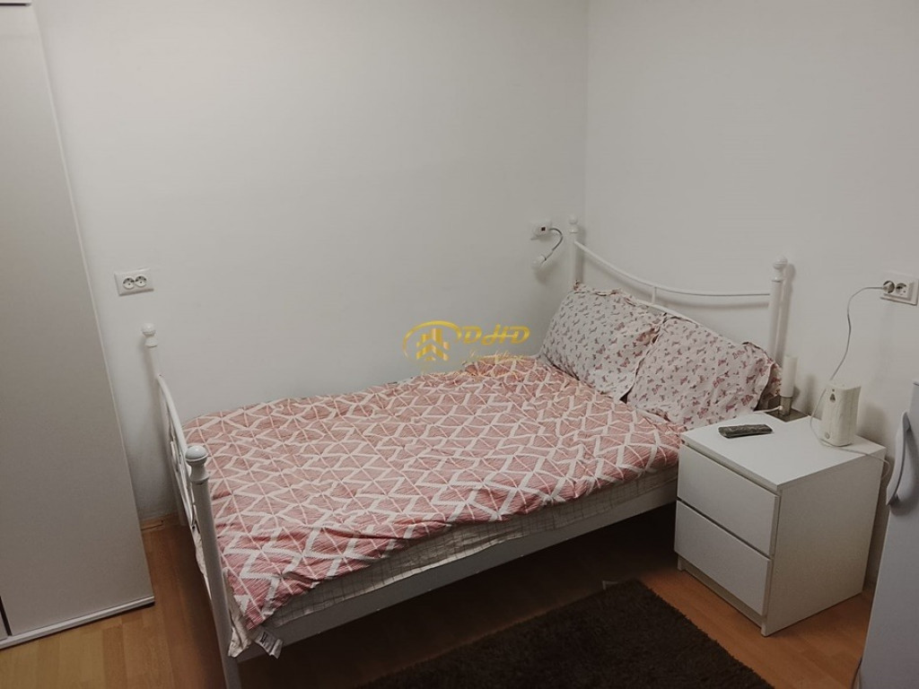 COPOU, Cameră de camin, 1200 de lei, 15mp