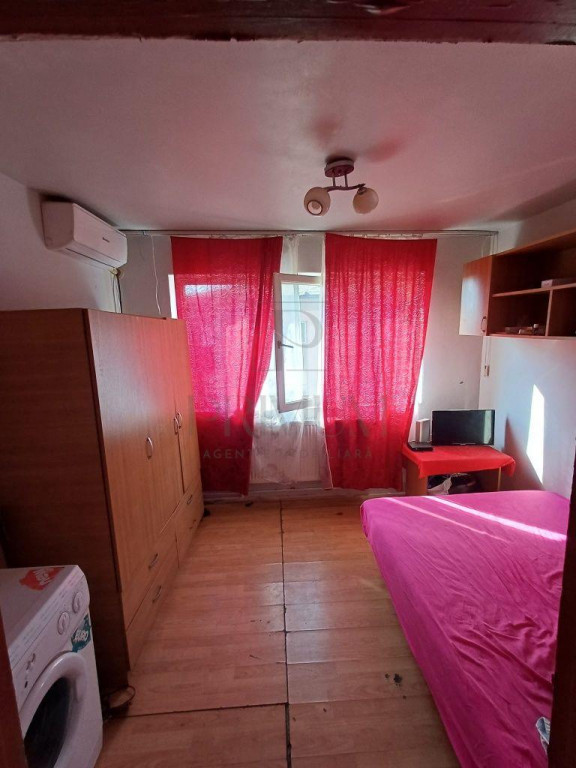 Garsoniera Spatioasa - Clima - Mobilata si Utilata - Bloc An