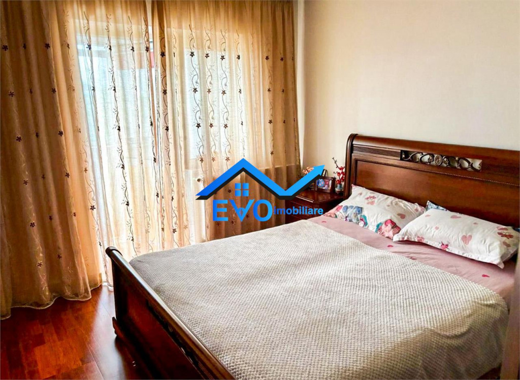 Apartament cu 3 camere, 2 bai, zona Independentei