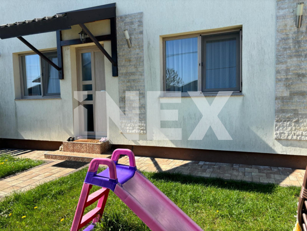 Casă modernă, complet mobilată și utilată, construcție