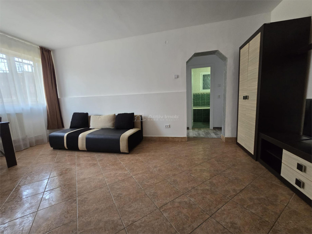Apartament 2 camere de Aleea Trandafirilor