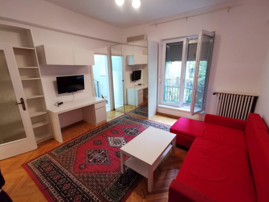 Garsoniera dubla Universitate- Hotel InterContinental