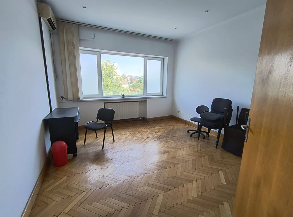 Apartament 4 camere Romana- Lascar Catargiu- stradal
