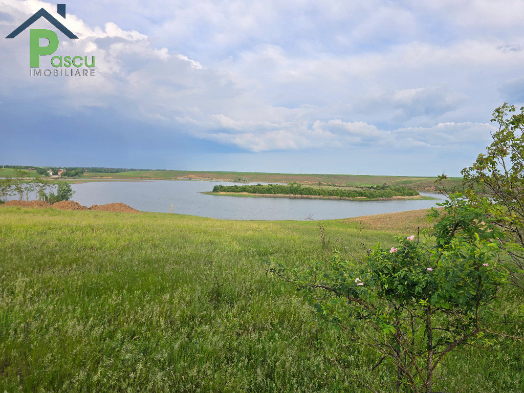 Teren Calarasi, Sarulesti, priveliste lac, 2.200 mp teren, casa 65 mpu