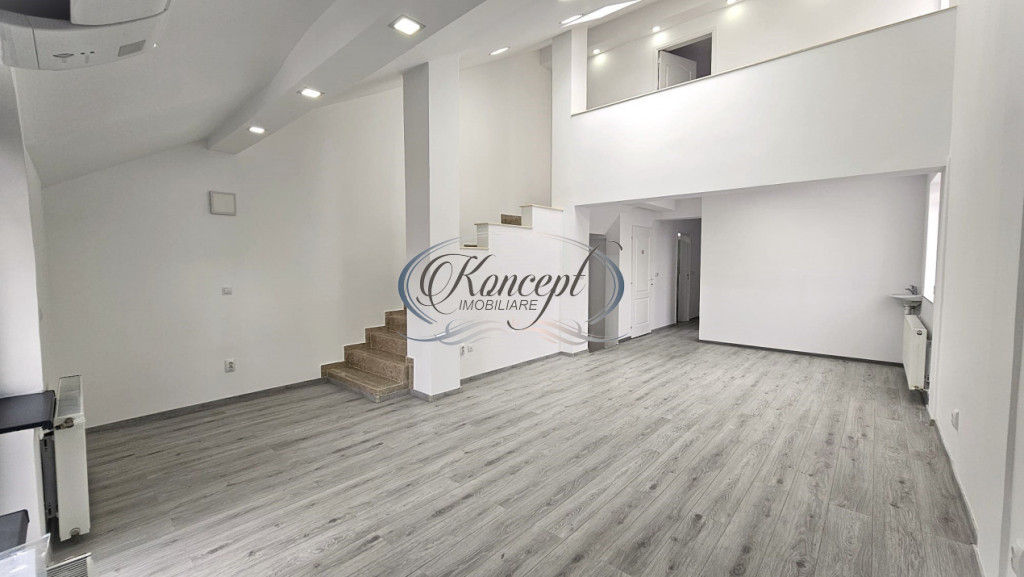 Spatiu comercial amplasat in Piata Abator