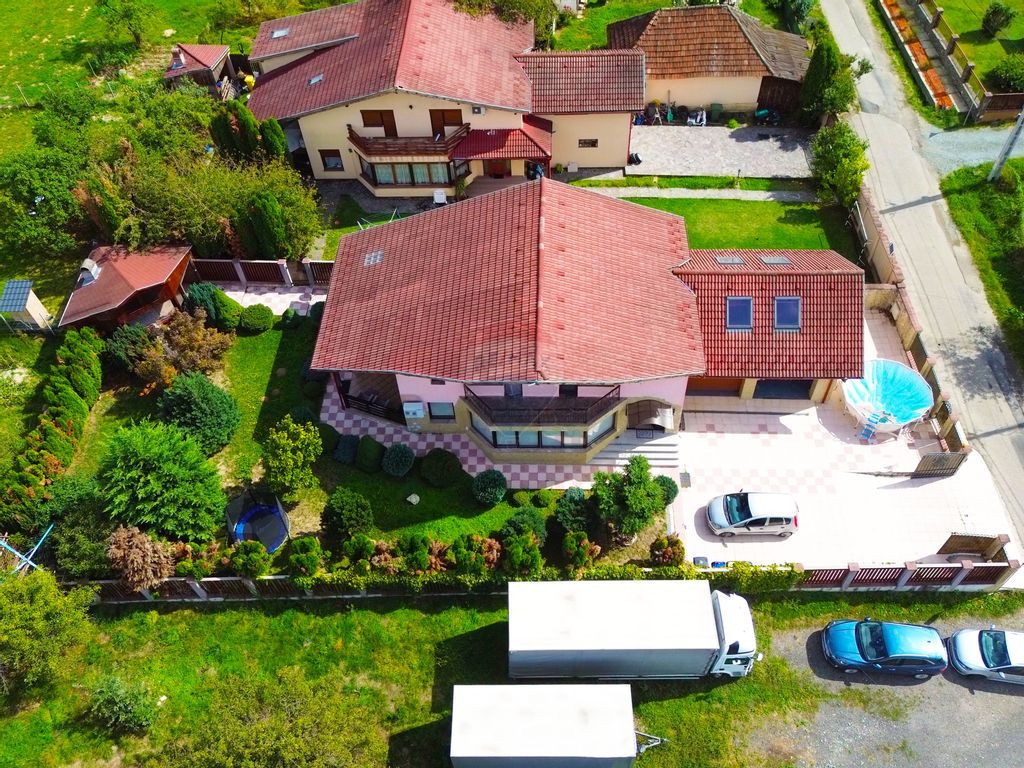 Eleganță și confort într-o casă cu personalitate