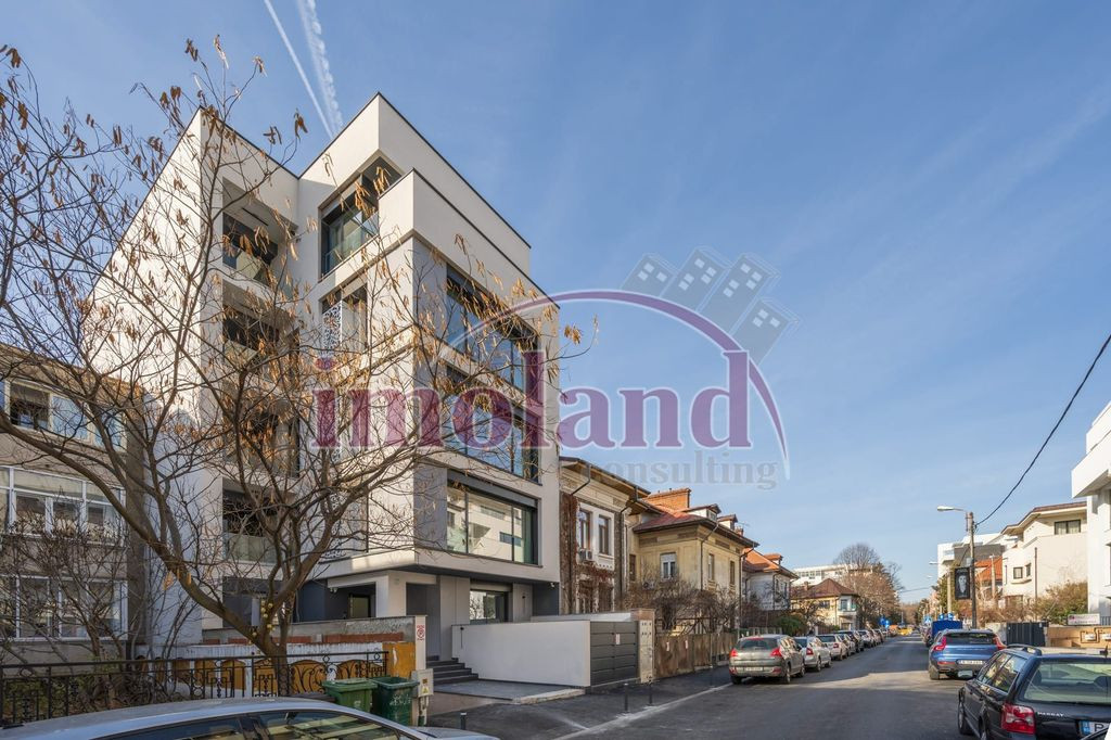 Inchiriere - apartament 4 camere - imobil boutique - Avia...