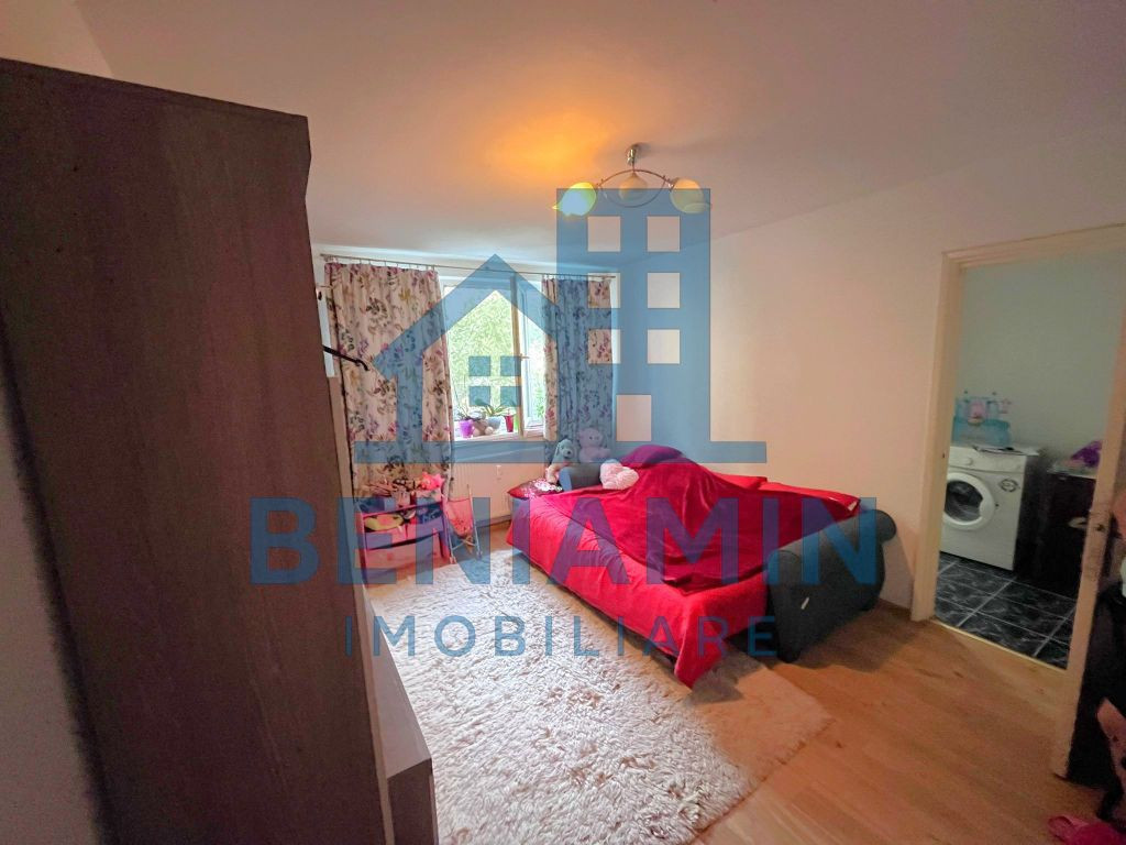 Apartament 2 camere Calea Bucuresti Institut etaj 2 bilat...