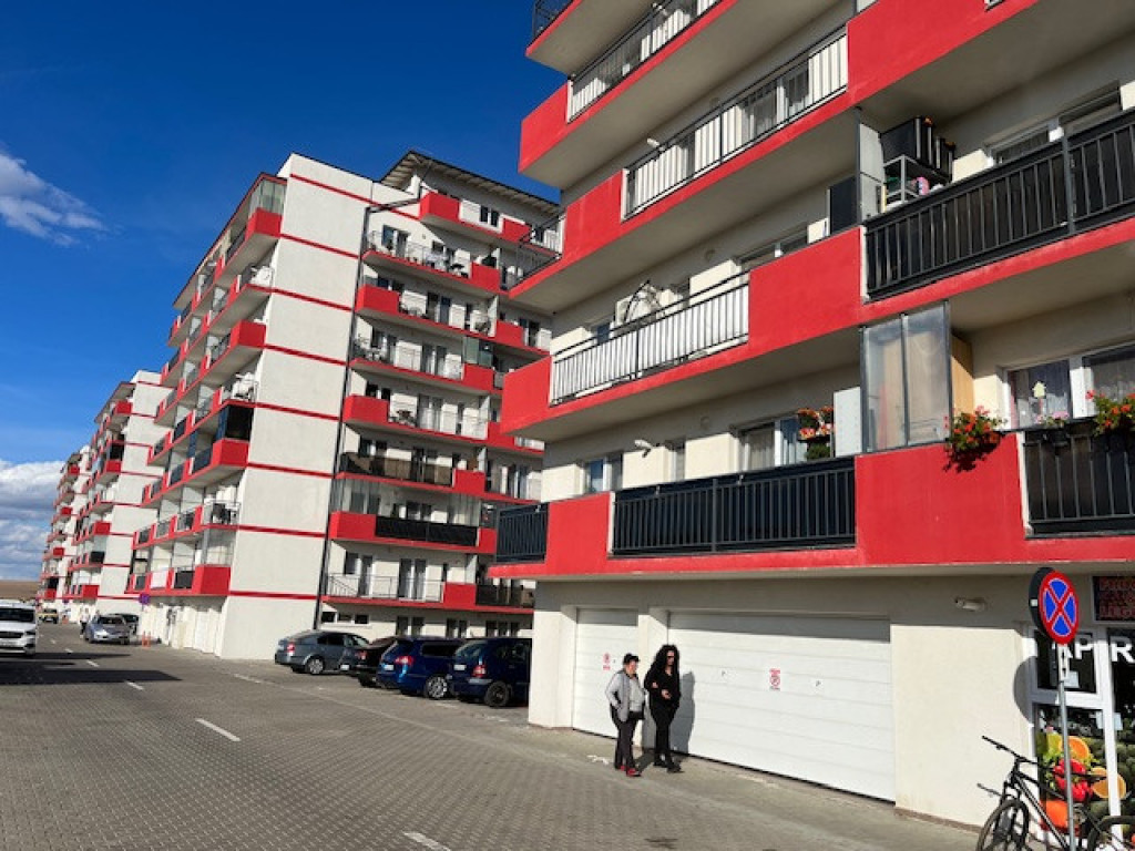 Ap nou 2 cam curat zona vest magnolia et 2 parcare lift