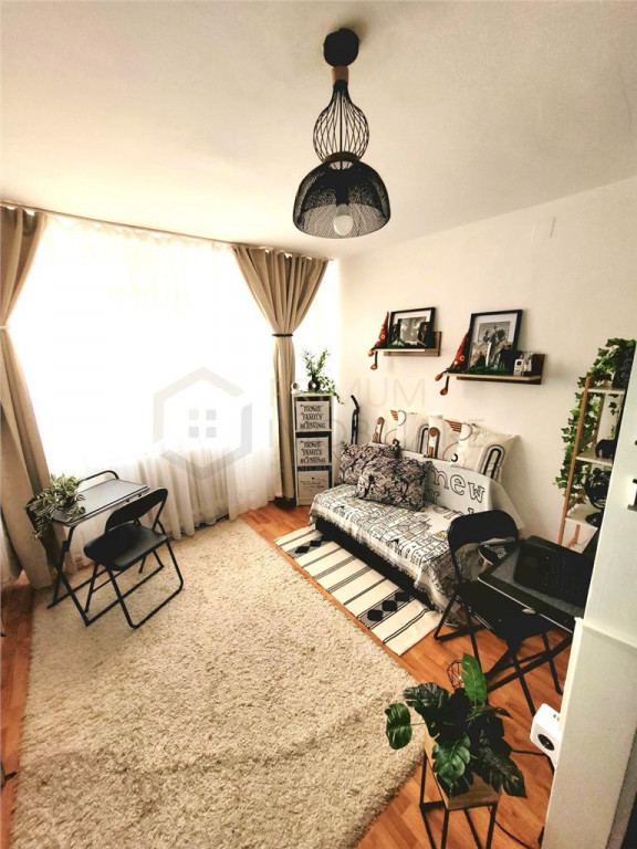 Buziasului - 1 camera - renovat - PRETABIL INVESTITII