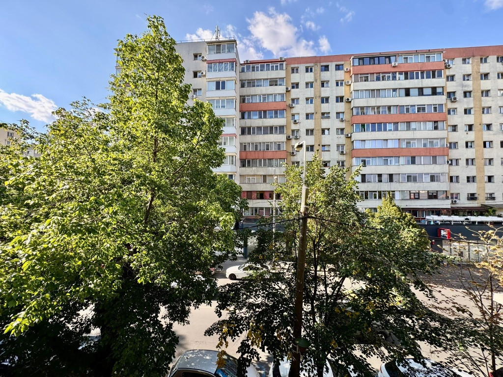 4 Camere I Decomandat I Lacul Tei I 1981 I Parcul Circulu...