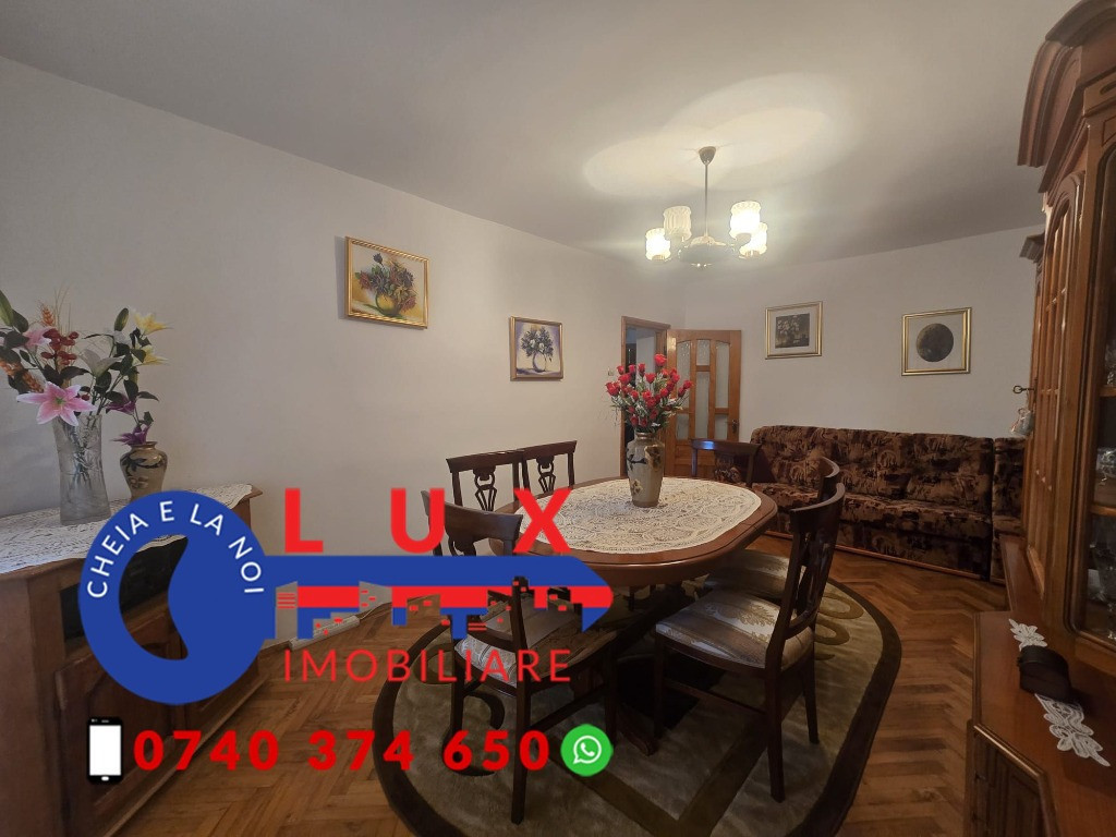 ID 609 Apartament 3 camere * Str BABADAG