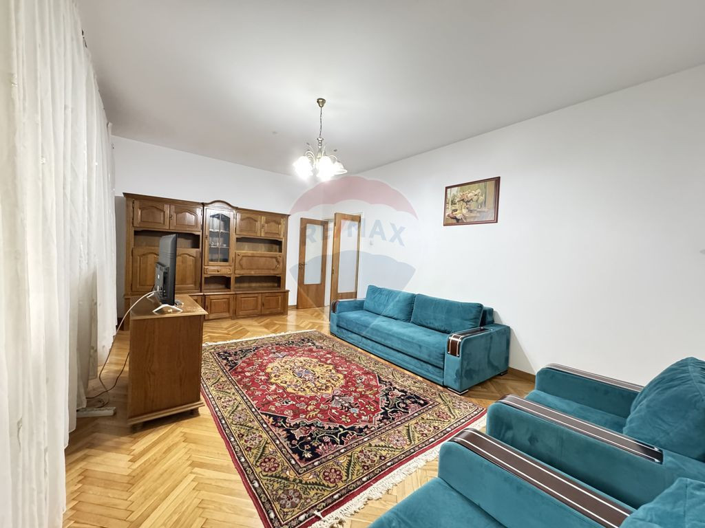 Apartament cu 3 camere de inchiriat - Zona Dimitrie Cantemir