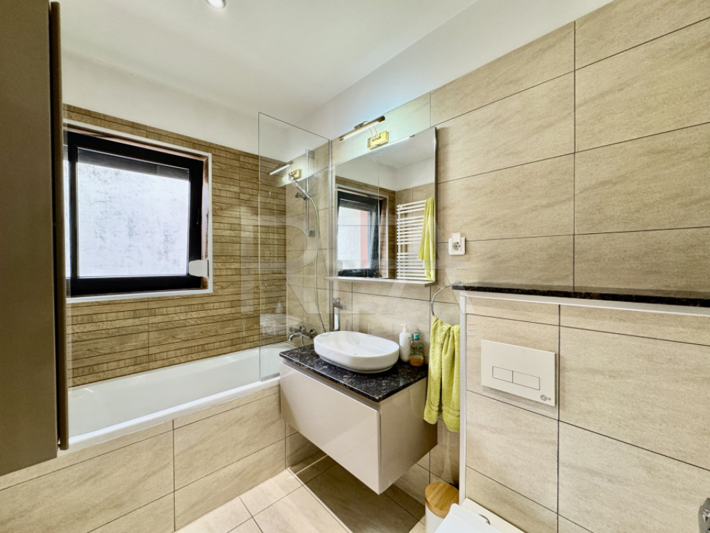 2 camere cu loc de parcare în Icon Residence - Banu Manta