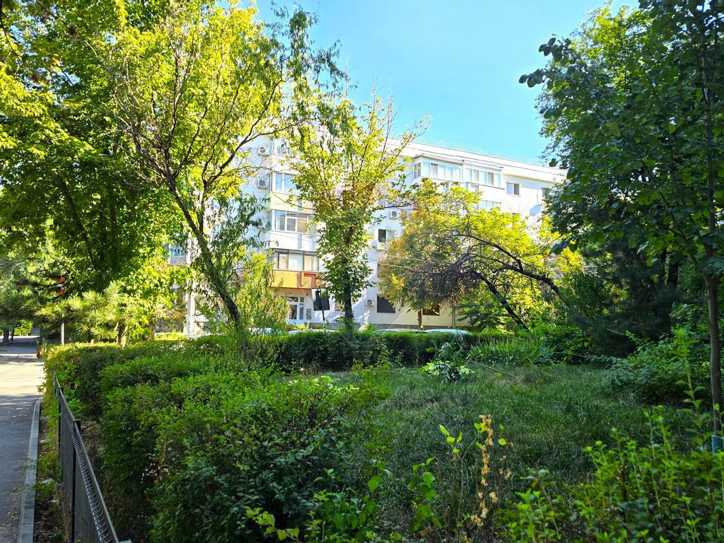 Aviatiei, 2 camere, Capalna, proaspat renovat si utilat, ...