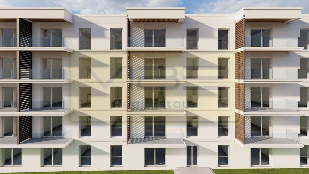 NOU! Apartament 3 camere, Pret Promotional!