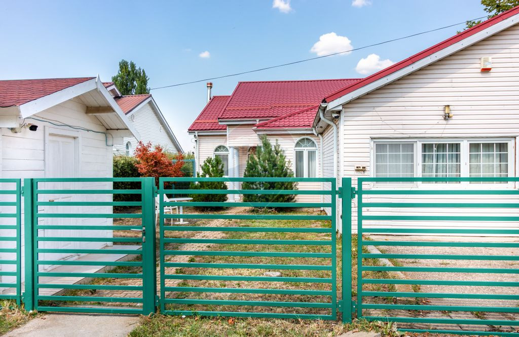 Snagov - Vila 5 camere cu semineu, piscina si iesire dire...