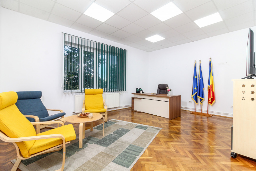 Spatiu birou 76 mp, tavan inalt, Centru, langa Opera Nationa