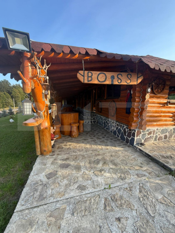 Cabana din lemn rotund, 2 camere, 140 mp, teren 2800 mp, Pal