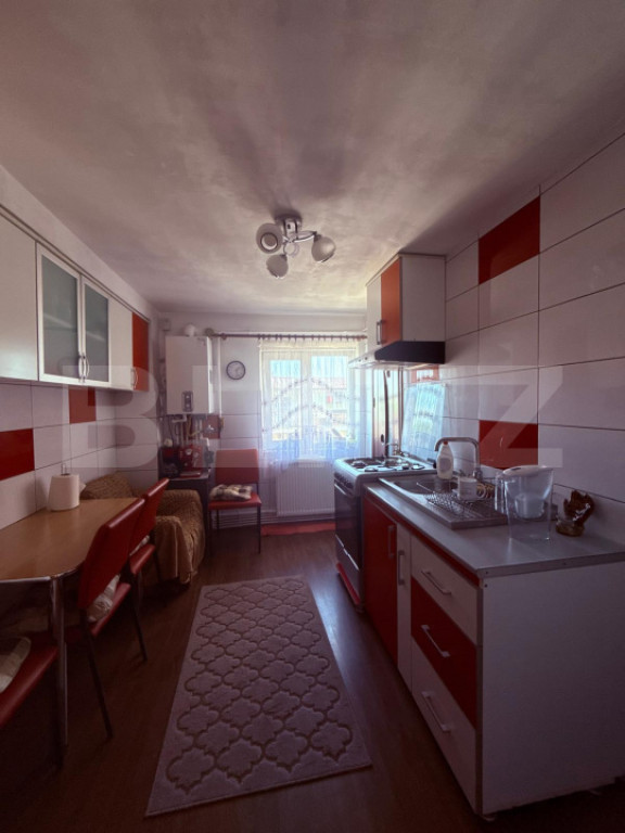 Apartament 4 camere, etaj intermediar, cartier Obcini