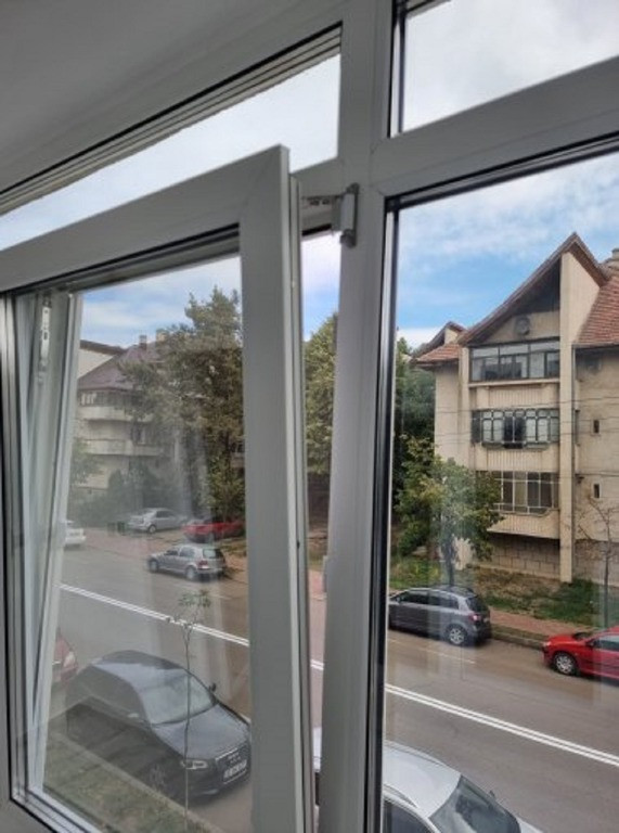 Apartament 2 camere Decomandat renovat complet, Gara Arcu