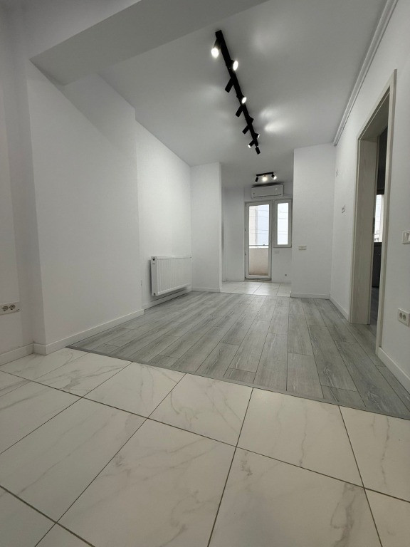 Apartament cu 2 camere, Studio - NOU, Metrou Berceni