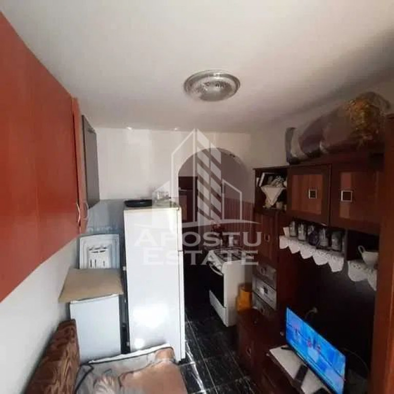 Garsoniera 12 mp in zona Dambovita, ideal investitie