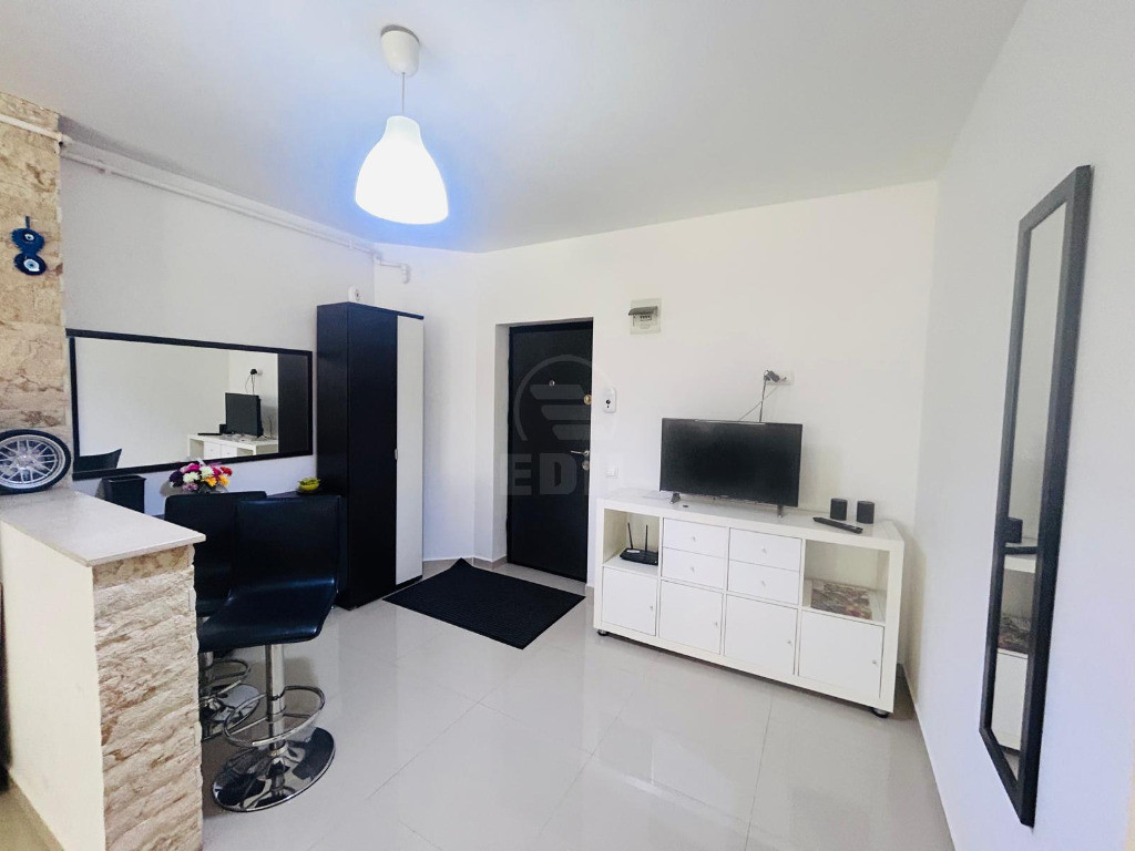 Apartament 2 camere de inchiriat zona Catanelor