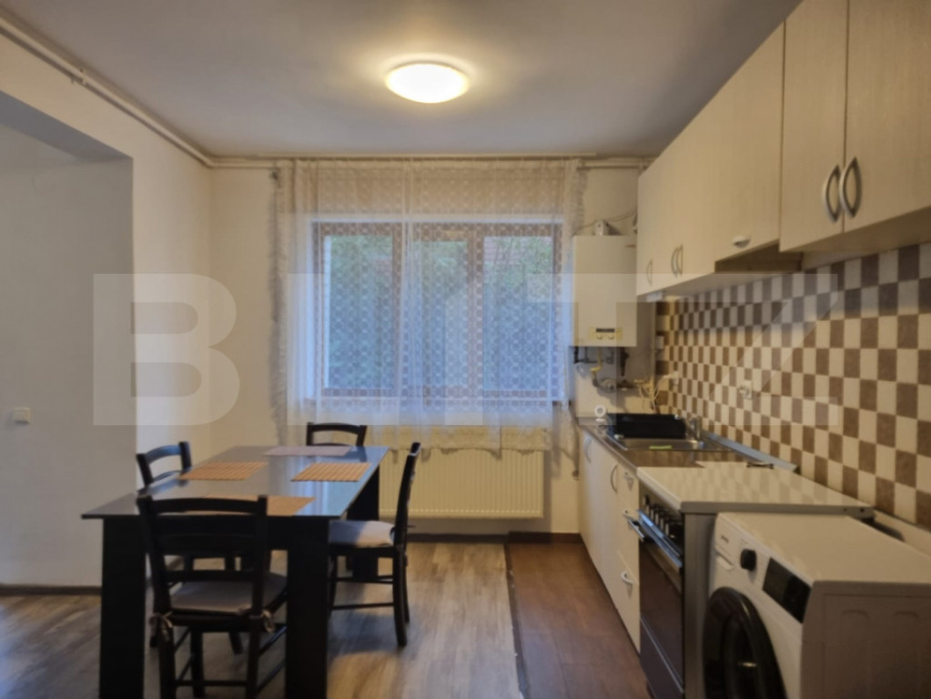 Apartament cu 3 camere, 56 mp, parcare, zona Eugen Ionesco