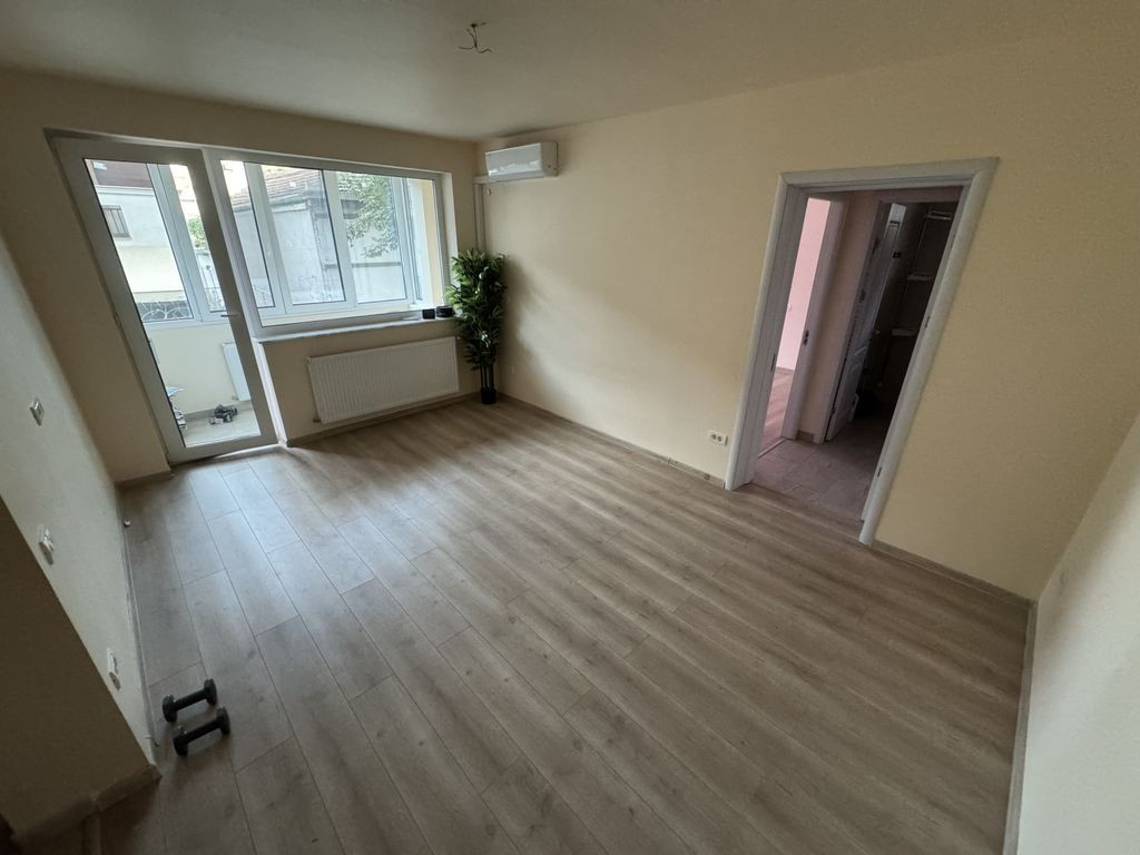 Apartament 2 camere zona Tomis 2