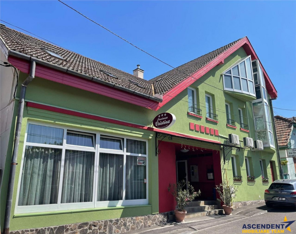 TUR VIRTUAL! Pensiune Centrala:sub Brand apreciat, o alegere