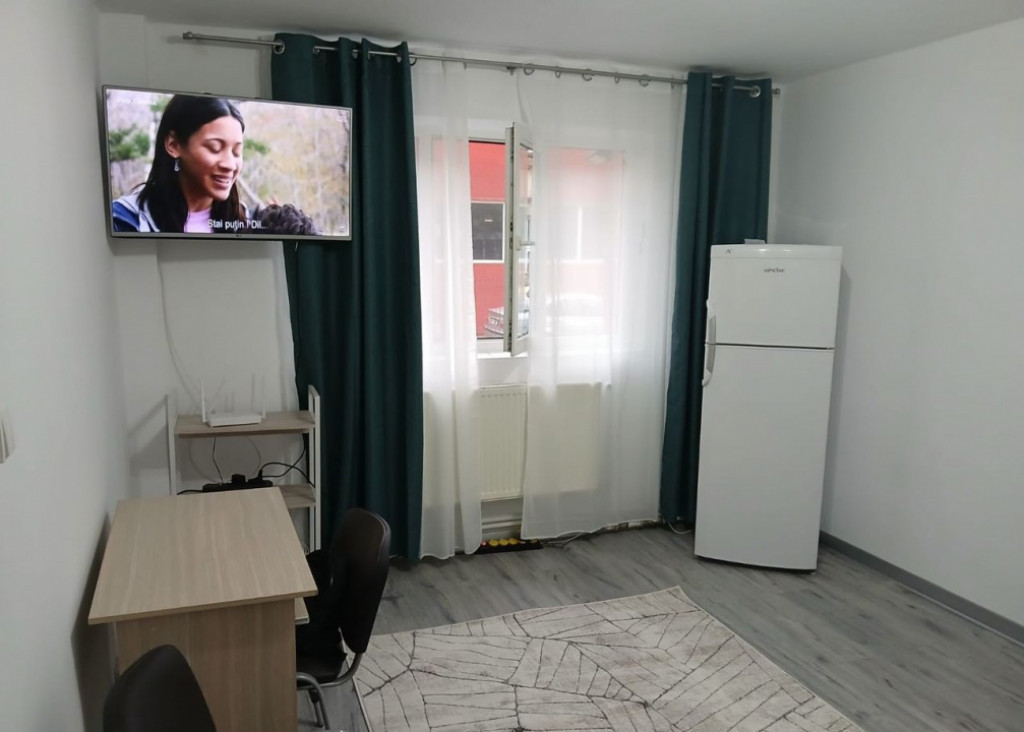 1300 Ron! Garsoniera 24 mp, Poitiers