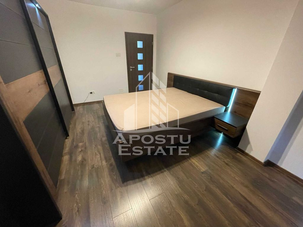 Apartament cu 2 camere, Zona Olimpia-Stadion, Decomandat