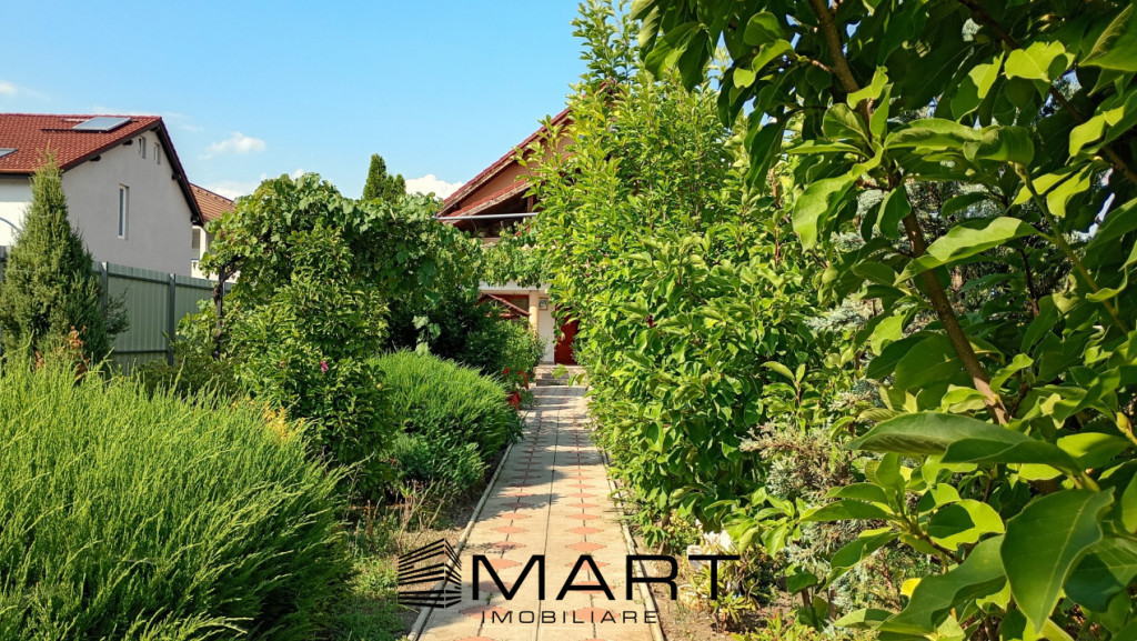 Garsoniera spatioasa intr-o zona linistita de case