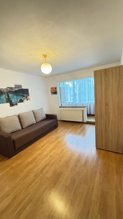 Garsoniera Astra-bloc apartamente,renovata,79500 euro