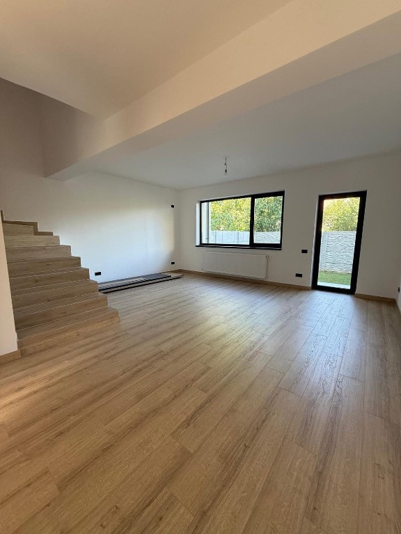 [ALEXANDRU CONDURATU-PAVLICHENI] Vila de tip englezesc-5 camere-4 bai