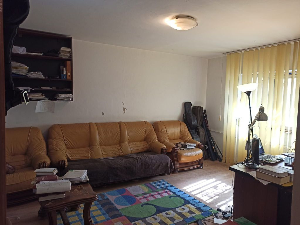 2cam. dec. parter pretabil firma/birou 7min metrou Timpur...