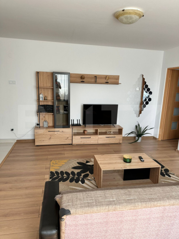 Apartament de inchiriat cu 3 camere – Calea Moldovei