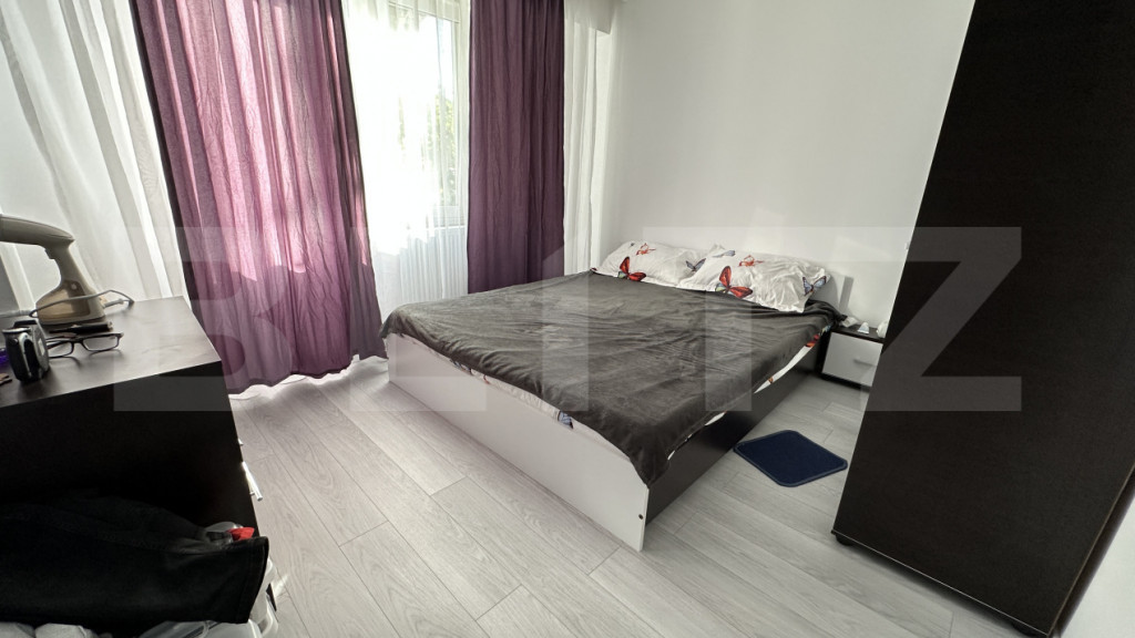 Apartament cu 3 camere, decomandat, cu 2 bai, 70 mp,