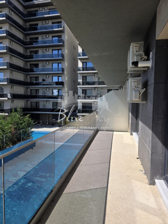 Apartament 2 camere cu vedere la piscină – Mamaia Nord