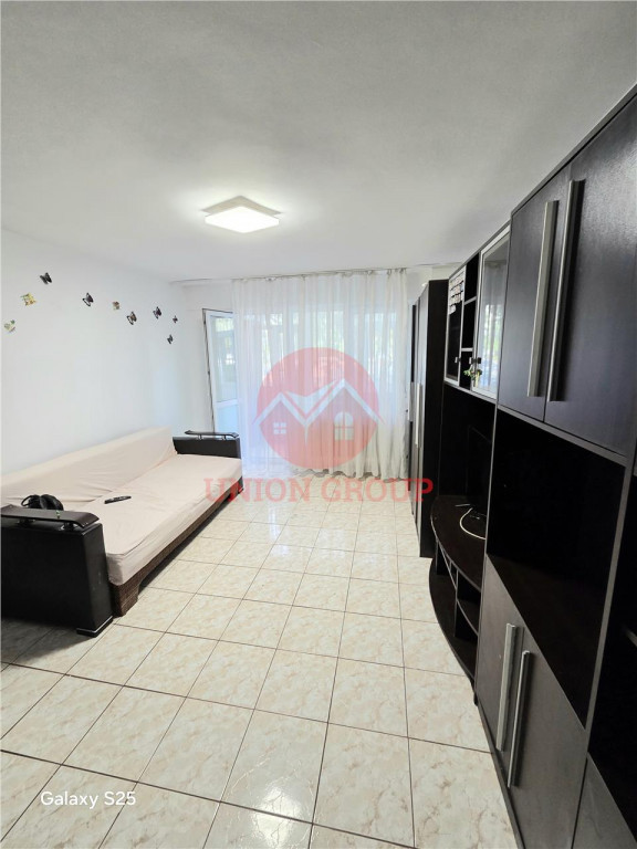 Apartament 2 camere decomandat, zona Rovere Tomis Nord